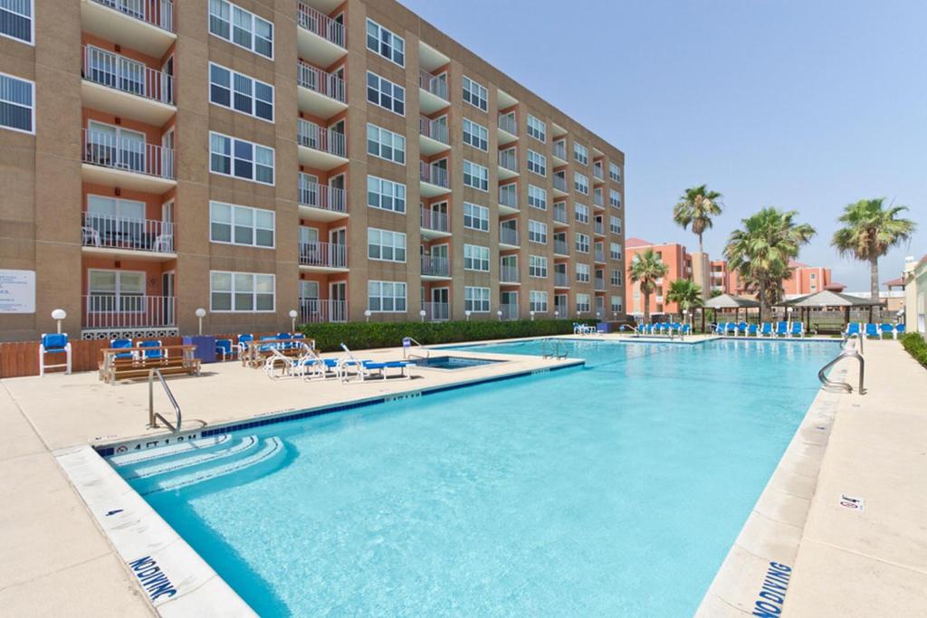 Gulfview II Condominiums by Padre Island Rentals - main image