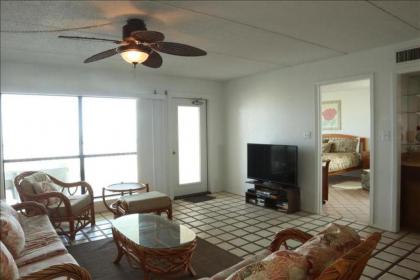 Saida IV Condos S4801 - image 4