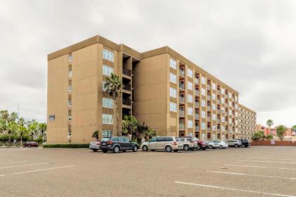 Gulfview ll by Padre Getaways - image 10