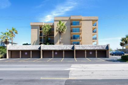 Sea Gull Beachfront Condos by Padre Getaways - image 3