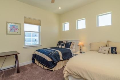 Capricorn - 2 Bedroom Condo short walk to the beach - image 18