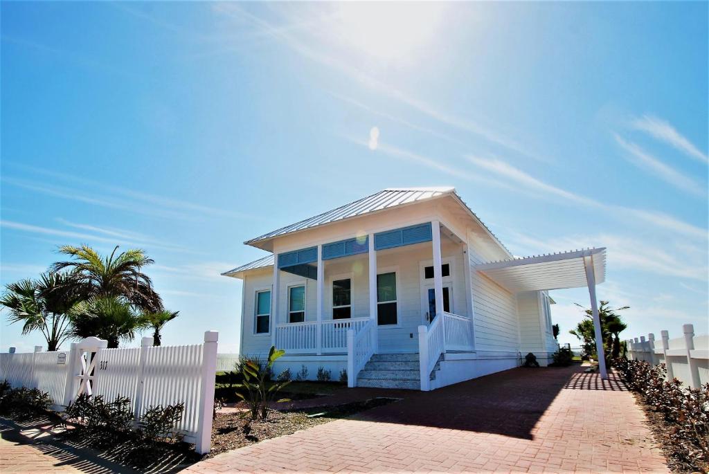 Anchors Aweigh cottage - main image