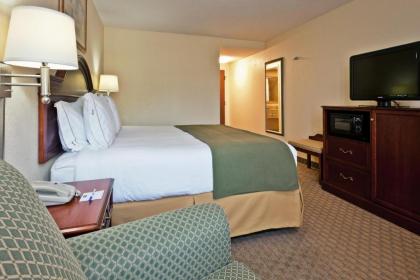 Holiday Inn Express Hotel & Suites Kimball an IHG Hotel - image 2
