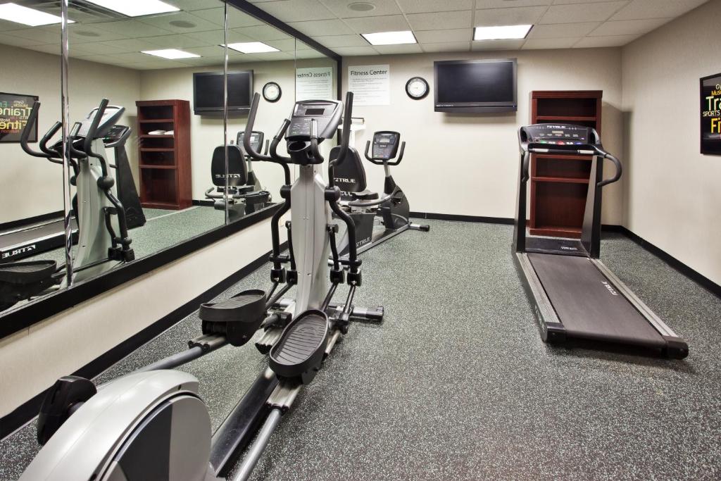 Holiday Inn Express Hotel & Suites Kimball an IHG Hotel - image 7