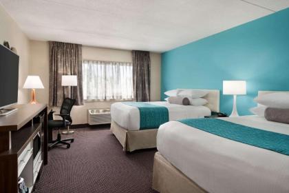Howard Johnson by Wyndham South Portland - image 7