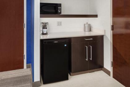 Holiday Inn Express South Portland an IHG Hotel - image 3