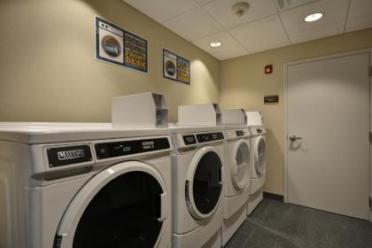 Home2 Suites By Hilton Portland Airport - image 7