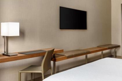AC Hotel by Marriott San Francisco Airport/Oyster Point Waterfront - image 12