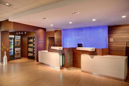Fairfield by Marriott Inn & Suites San Francisco Airport North - image 2