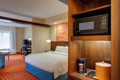 Fairfield by Marriott Inn & Suites San Francisco Airport North - image 4