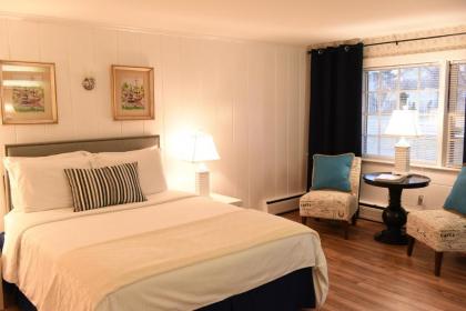 Cape Cod Veranda - image 10