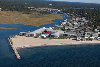 Red Jacket Beach Resort Massachusetts