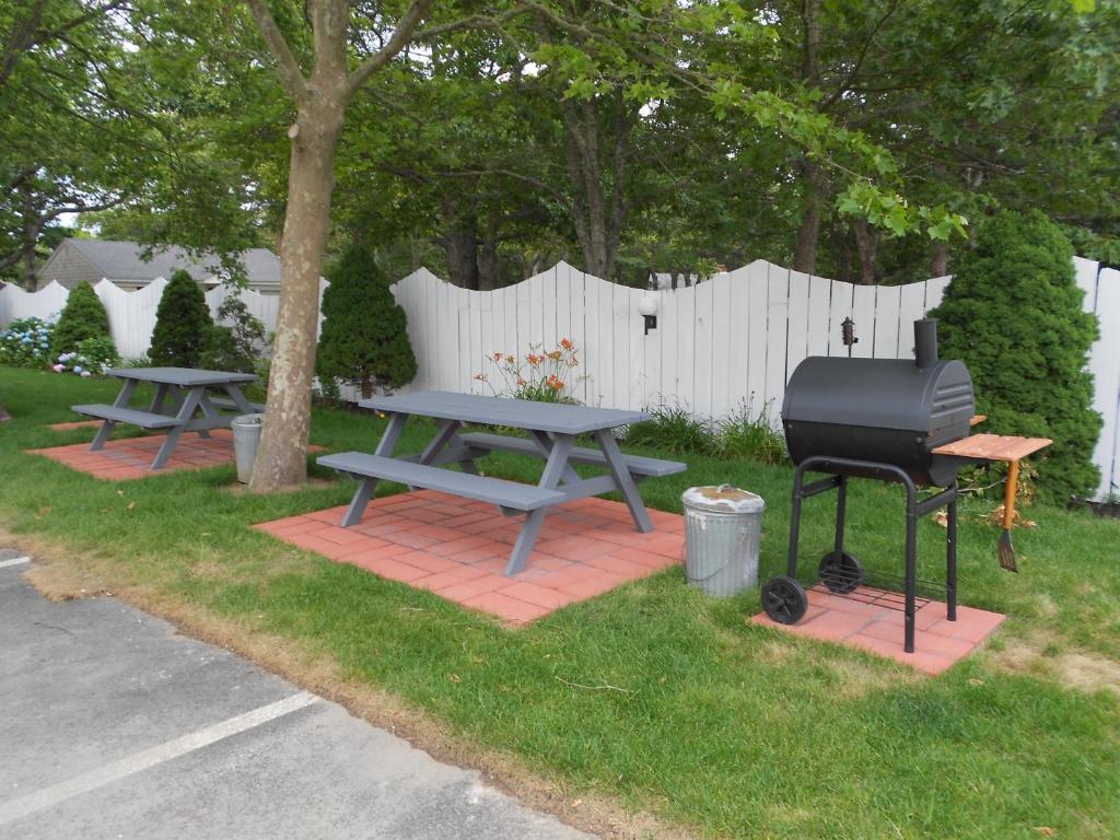 Cape Shore Inn - image 7