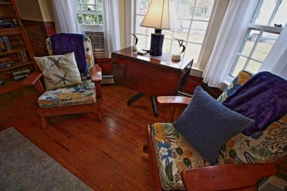 Two Bedroom Loft Cottage - image 8