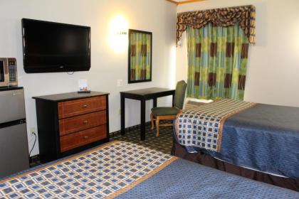 Home Gate Inn & Suites - image 6