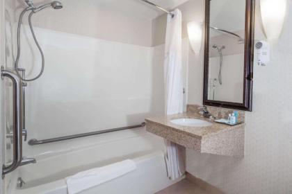 Wyndham Southbury - image 12