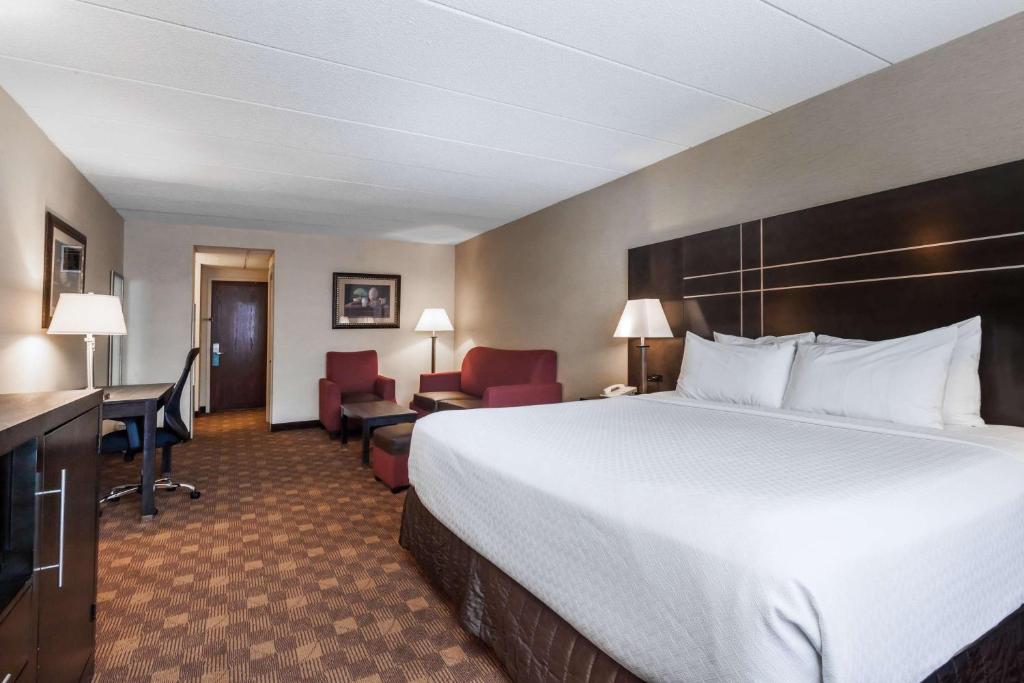 Wyndham Southbury - image 2