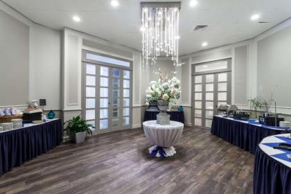 Wyndham Southbury - image 8