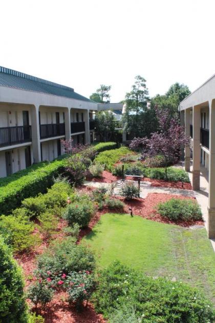 SureStay Plus Hotel by Best Western Southern Pines Pinehurst - image 2