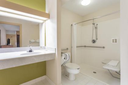 Days Inn & Conf Center by Wyndham Southern Pines Pinehurst - image 13