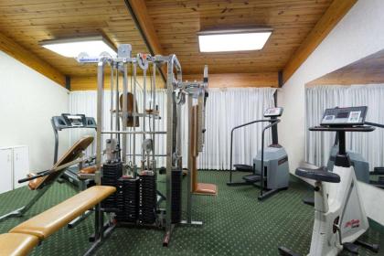 Days Inn & Conf Center by Wyndham Southern Pines Pinehurst - image 14
