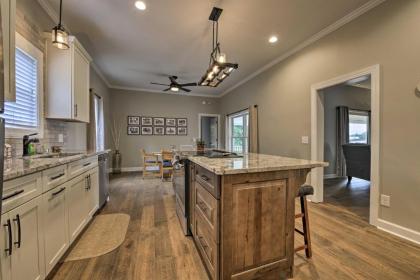 Sweet Southern Pines Abode with Yard and Covered Porch - image 8
