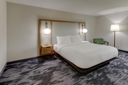 Fairfield Inn & Suites Southport - image 12