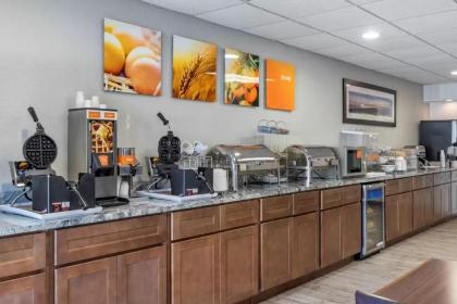 Comfort Suites Southport - Oak Island - image 13