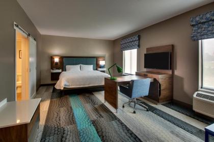 Hampton Inn & Suites By Hilton Southport - image 4