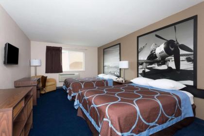 Super 8 by Wyndham Sparks/Reno Area - image 9