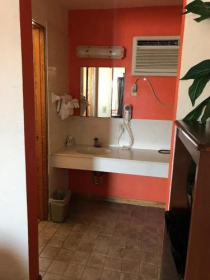 Best Nights Inn - Sparta - image 12