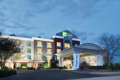 Holiday Inn Express & Suites I-26 & Us 29 At Westgate Mall an IHG Hotel