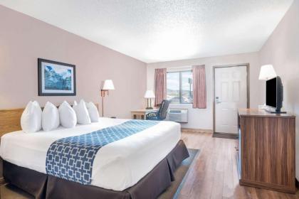 Days Inn by Wyndham Spearfish - image 14