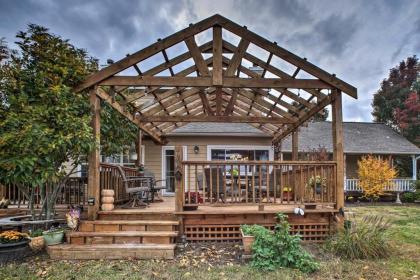 15-Acre Retreat By Skiatook Lake and Downtown Tulsa - image 7