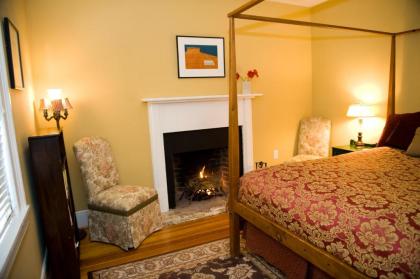 Hopkins Ordinary Bed Breakfast and Ale Works - image 9