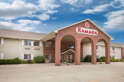 Ramada by Wyndham Spirit LakeOkoboji Spirit Lake