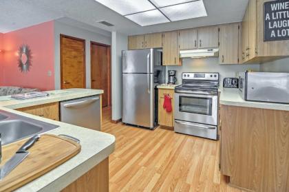 Pristine Spring Hill House with Private Pool and Lanai - image 12