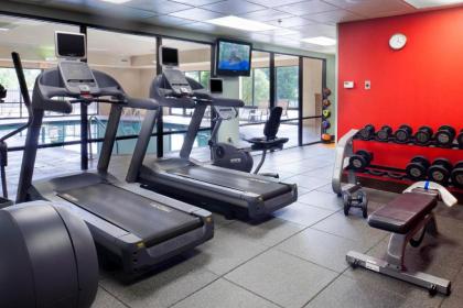 DoubleTree Club by Hilton Springdale - image 21