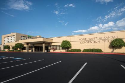Holiday Inn Springdale-Fayetteville Area an IHG Hotel - image 21