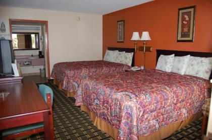 Executive Inn and Suites Springdale - image 14