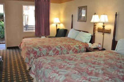 Executive Inn and Suites Springdale - image 5