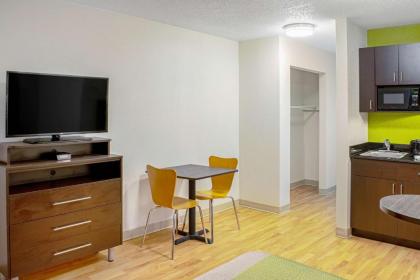 Welcome Suites Springdale - image 10
