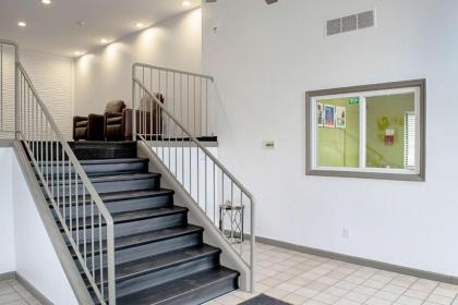 Welcome Suites Springdale - image 6