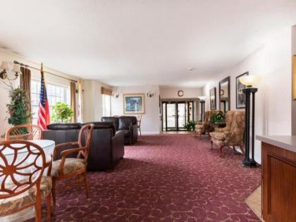 Mansion View Inn & Suites - image 4