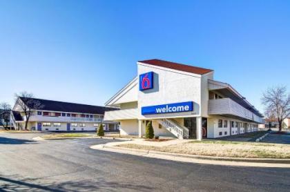 motel 6 Springfield mO   North