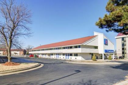 Motel 6-Springfield MO - North - image 3