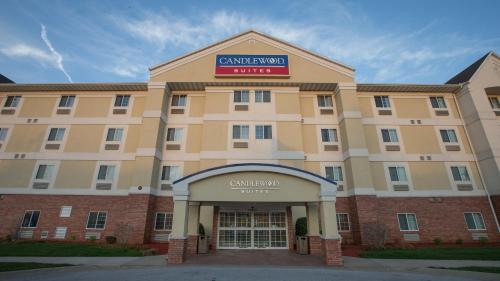Candlewood Suites Springfield an IHG Hotel - main image