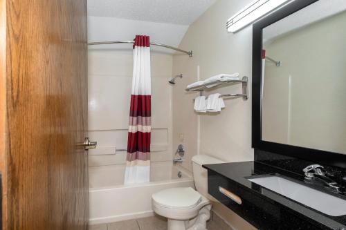 Red Roof Inn Springfield MO - image 4