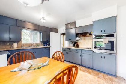 River View House - image 8