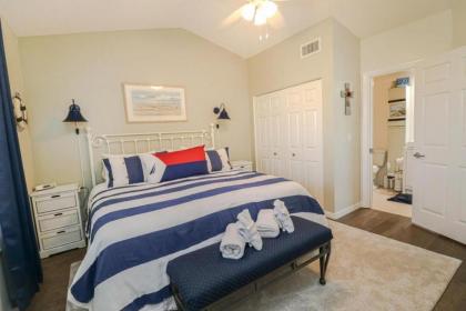 Ocean Village Club F36 - image 12